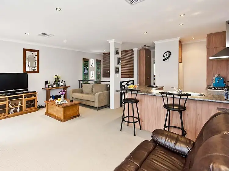 Seventh view of Homely house listing, 4/191 Rockingham Beach Rd, Rockingham WA