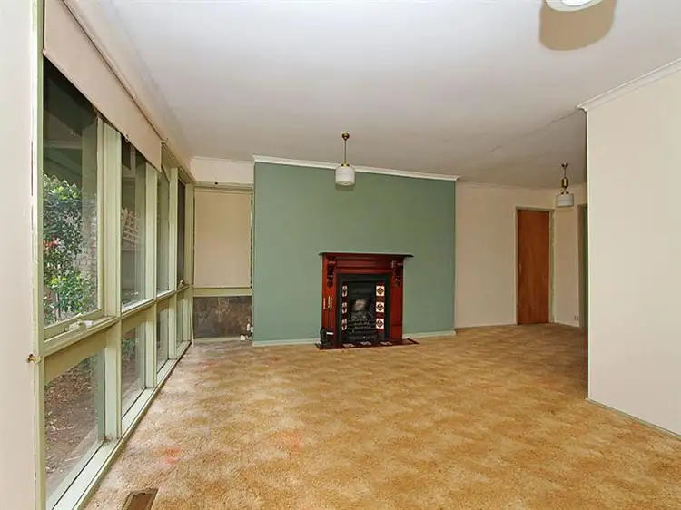 Fourth view of Homely house listing, 4 Bella Ct, Thomastown VIC