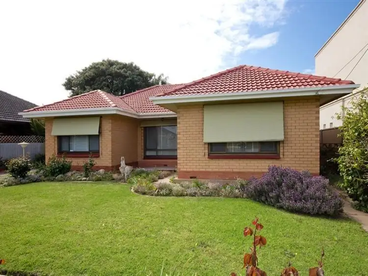 5 Prinse St, West Beach SA