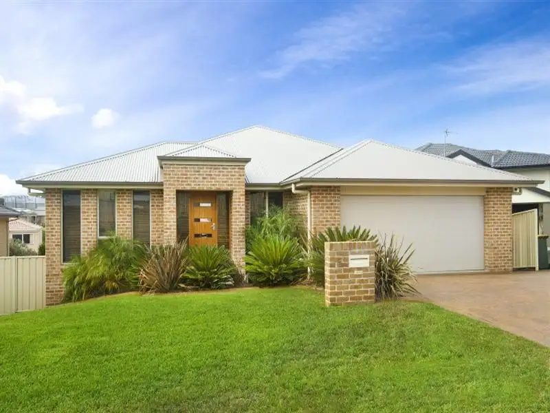 Main view of Homely house listing, 5 Edgecombe Ct, Shell Cove NSW