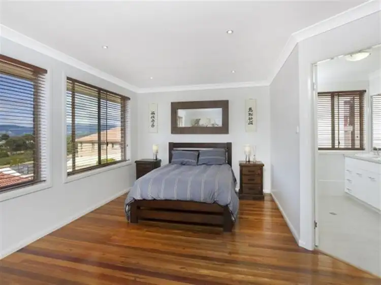 Fifth view of Homely house listing, 5 Edgecombe Ct, Shell Cove NSW