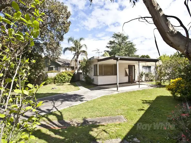 12 Harwell Rd, Ferntree Gully VIC