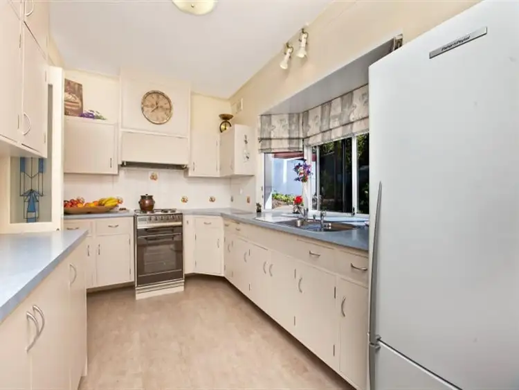 Fifth view of Homely house listing, 31 The Caus, Ohalloran Hill SA