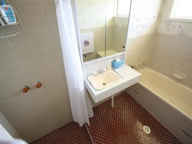 Seventh view of Homely house listing, 14 Wandarra Cres, Bradbury NSW