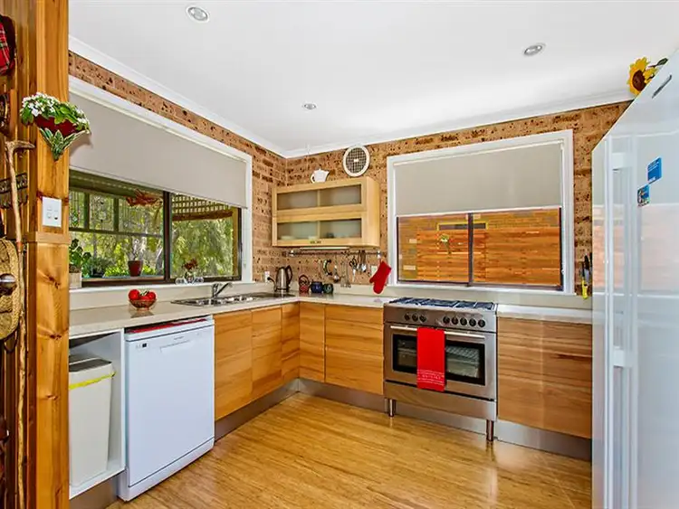 Fifth view of Homely house listing, 2 Milloo Pde, Mooney Mooney NSW