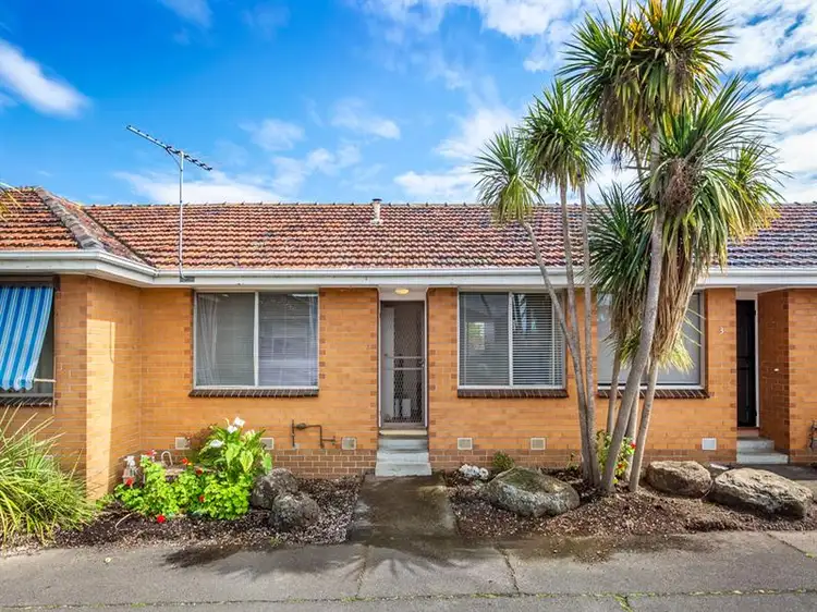 Main view of Homely unit listing, 2/38 Spring St, Thomastown VIC