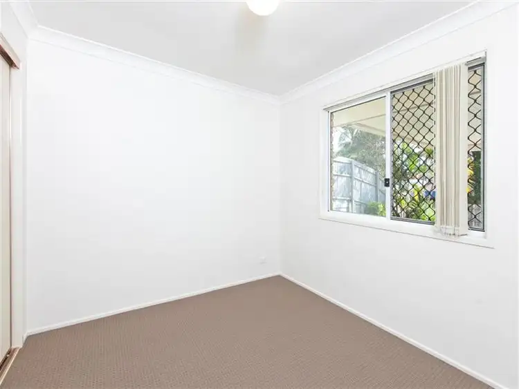 Sixth view of Homely house listing, 4 Honeygem Pl, Birkdale QLD