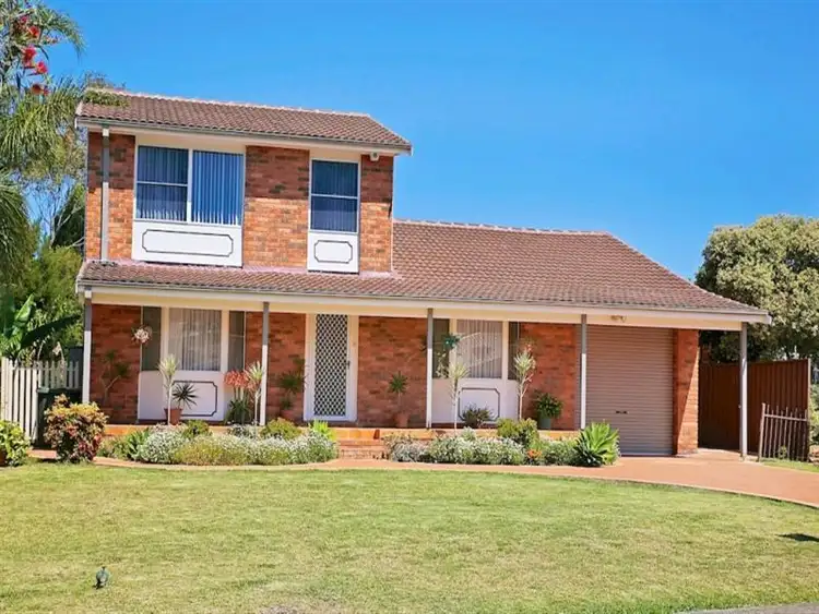 42 Apache Rd, Bossley Park NSW