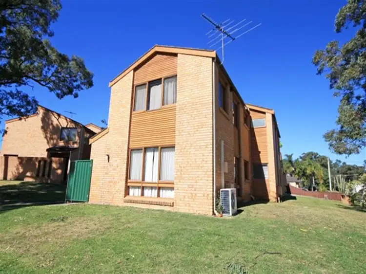 4/125 Cumberland Rd, Ingleburn NSW