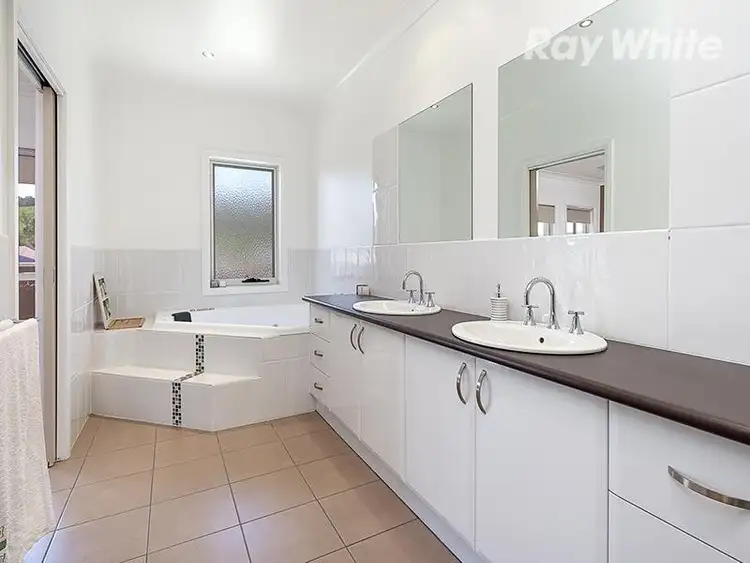 Fourth view of Homely house listing, 7 Darga Pl, Springdale Heights NSW