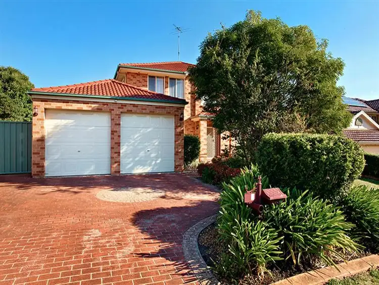 3 Glenavon Pl, Glen Alpine NSW