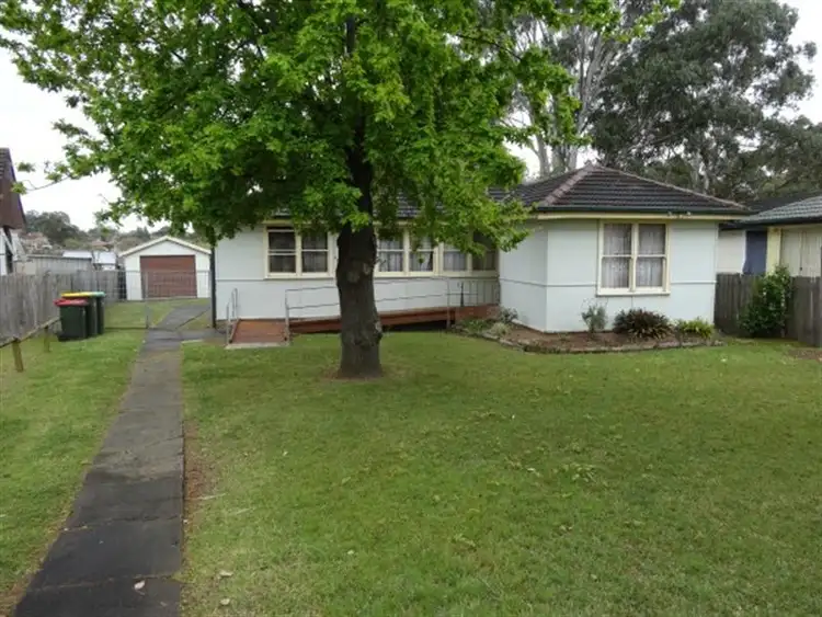 32 Raine Ave, Liverpool NSW