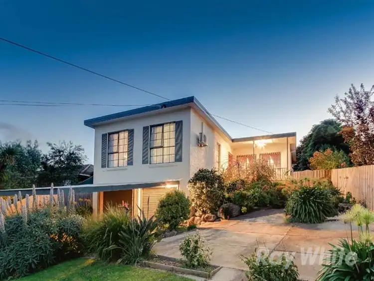 14 Nathan St, Ferntree Gully VIC