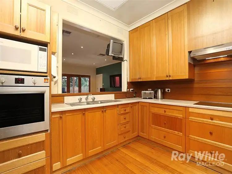 Sixth view of Homely house listing, 3 Bahen Ct, Watsonia VIC