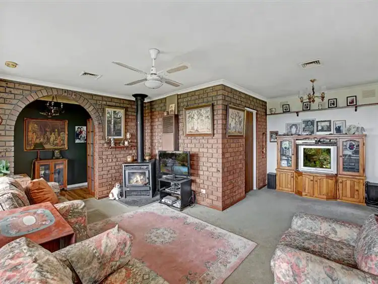 Fifth view of Homely house listing, 121 Seventh Ave, Eden Park VIC