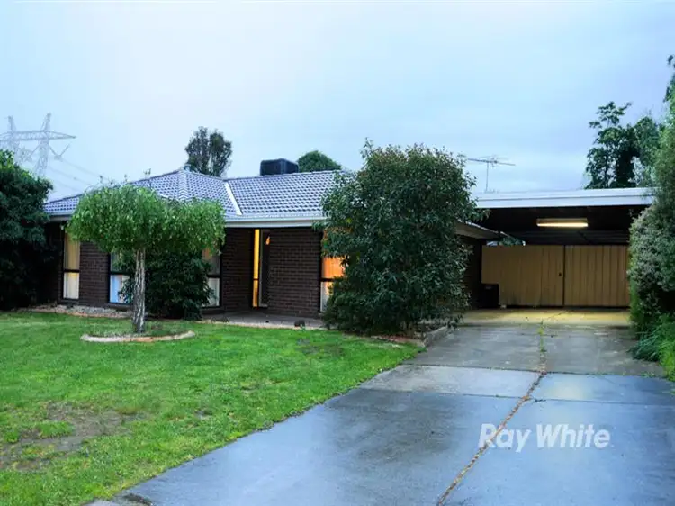 3 South Charles Ct, Cranbourne VIC