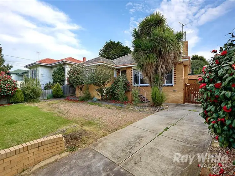 17 Greensborough Rd, Rosanna VIC