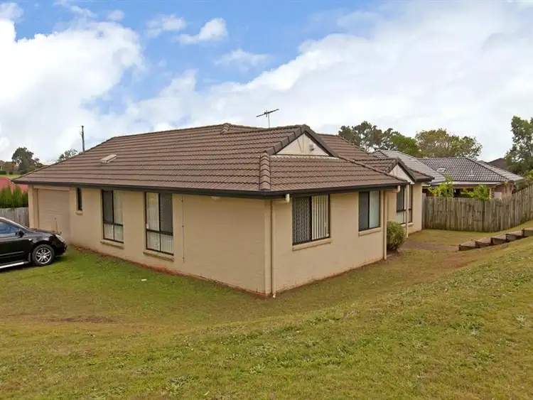3 Sweetapple Pl, Manly West QLD