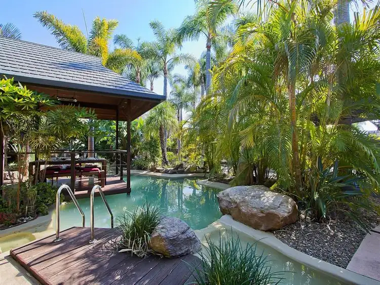 14 Haslewood Ct, Mermaid Waters QLD