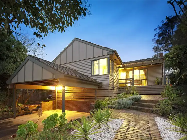 23 Darbyshire Rd, Mount Waverley VIC