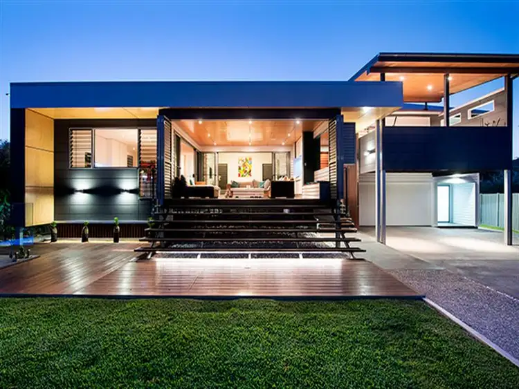 69 Smallman St, Bulimba QLD