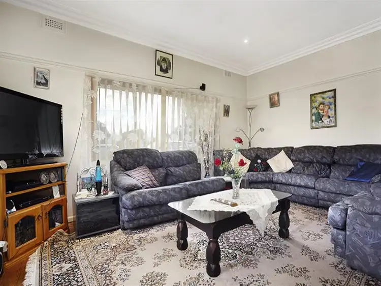 Second view of Homely house listing, 396 Station St, Lalor VIC