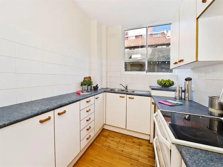 Fourth view of Homely apartment listing, 1/10 Ocean St (Nth), Bondi NSW
