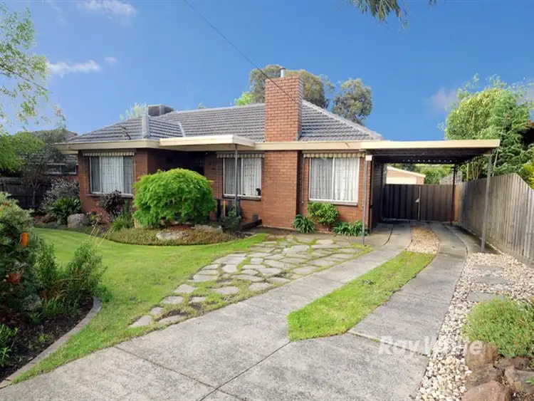 13 Helen Rd, Ferntree Gully VIC