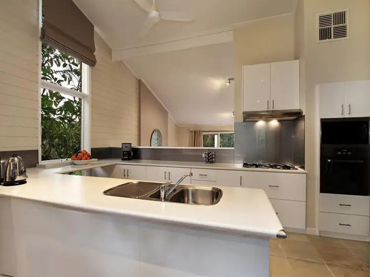 Fifth view of Homely house listing, 32 Andrew Cres, Croydon South VIC