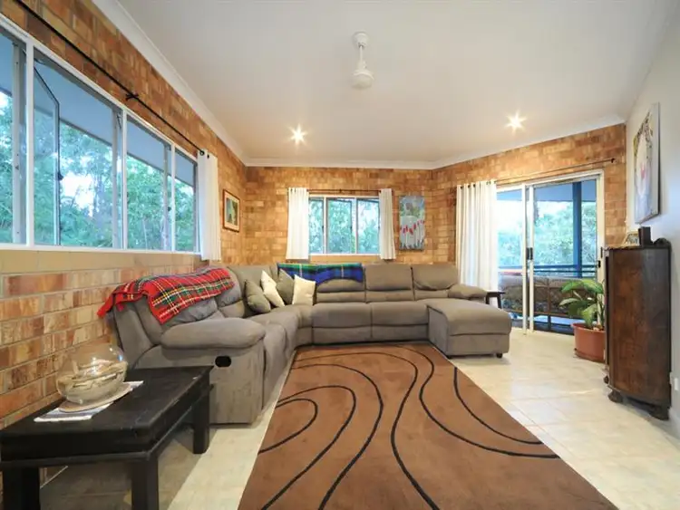 Second view of Homely house listing, 4 Dixon Pl, Cannonvale QLD