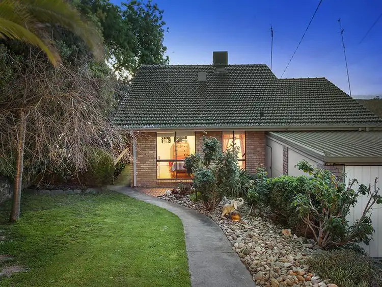 Fifth view of Homely house listing, 6 Shaun Ct, Templestowe VIC