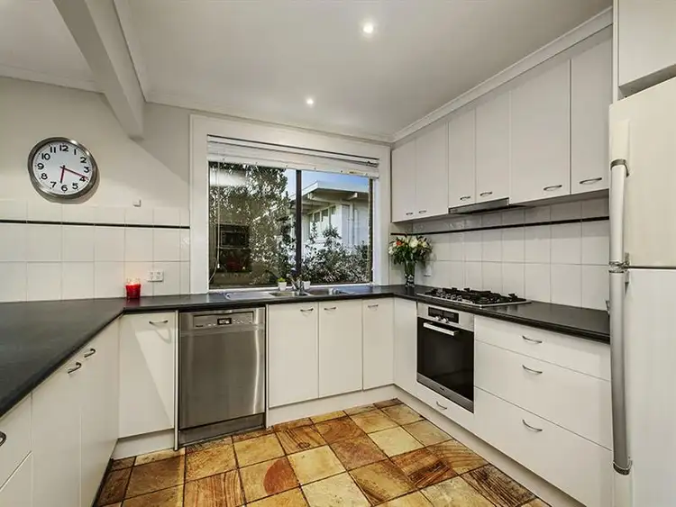 Sixth view of Homely house listing, 6 Shaun Ct, Templestowe VIC