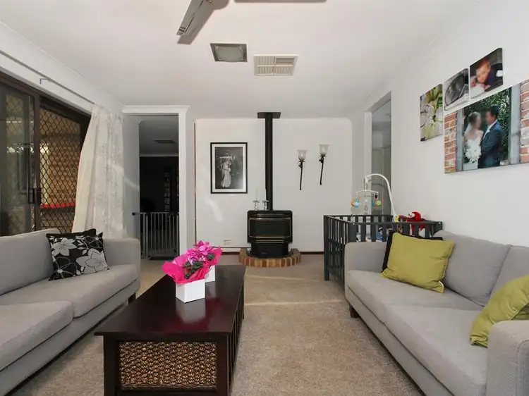 24 Dutton Cres, Hamersley WA