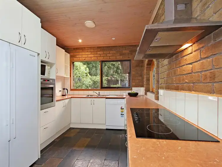 Fifth view of Homely house listing, 40 BRYSONS Rd, Warranwood VIC