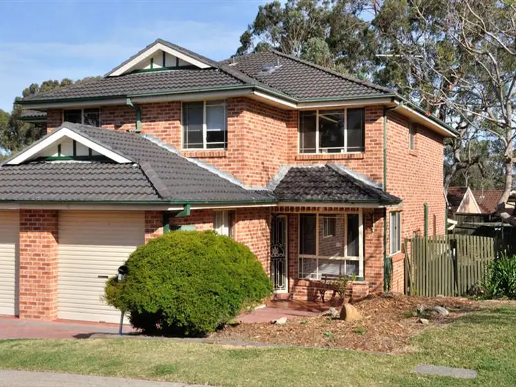 10a Fiddlewood Gr, Menai NSW