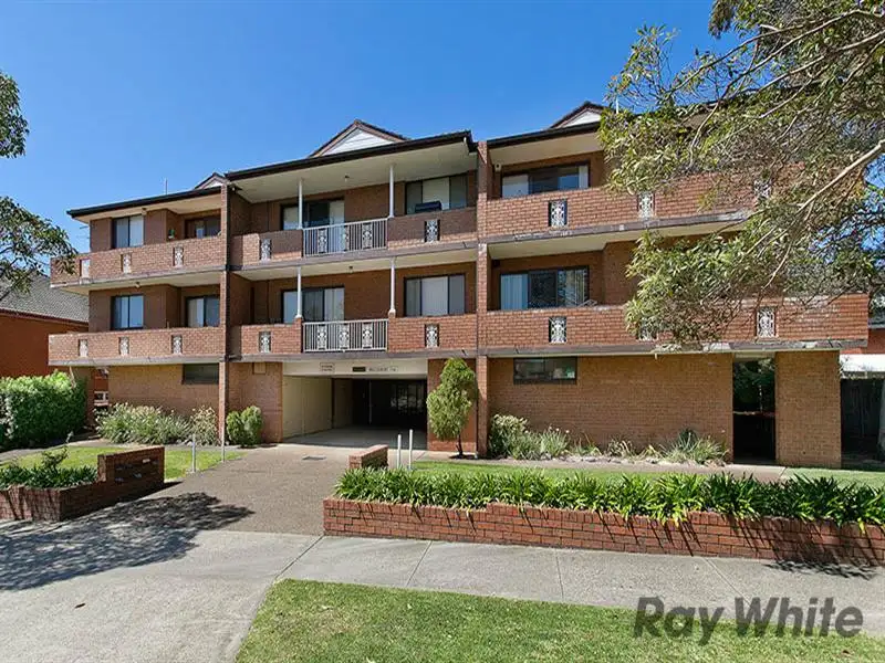 Main view of Homely unit listing, 1/11-13 Gladstone St, Bexley NSW
