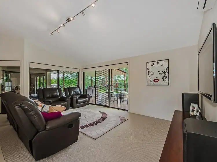 Sixth view of Homely house listing, 26 Aberdeen Ct, Highland Park QLD