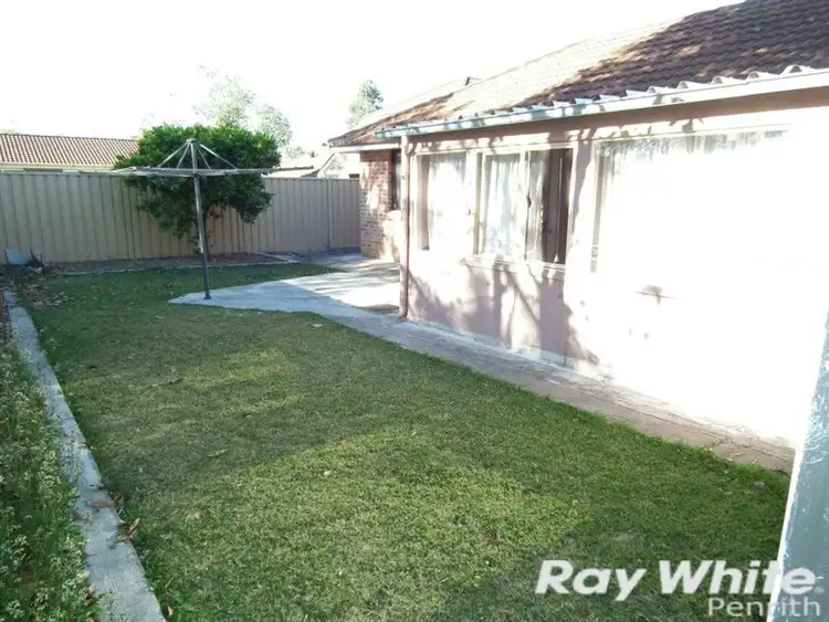 Fifth view of Homely villa listing, 3/7 Judith Cl, Werrington NSW