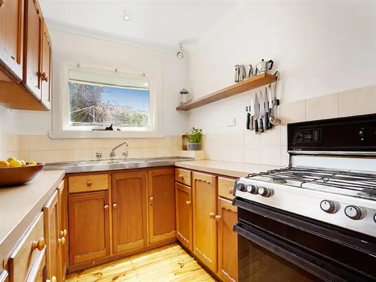 Fourth view of Homely house listing, 123 Rossmoyne St, Thornbury VIC