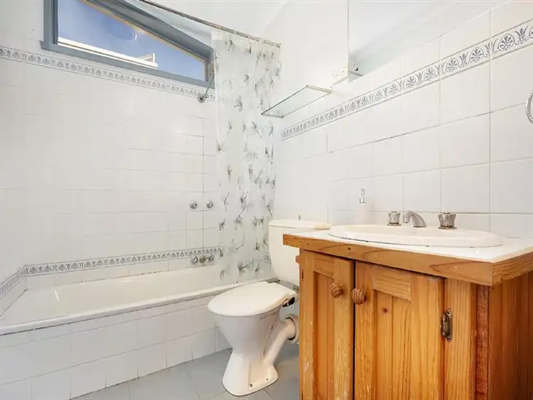 Fifth view of Homely house listing, 123 Rossmoyne St, Thornbury VIC