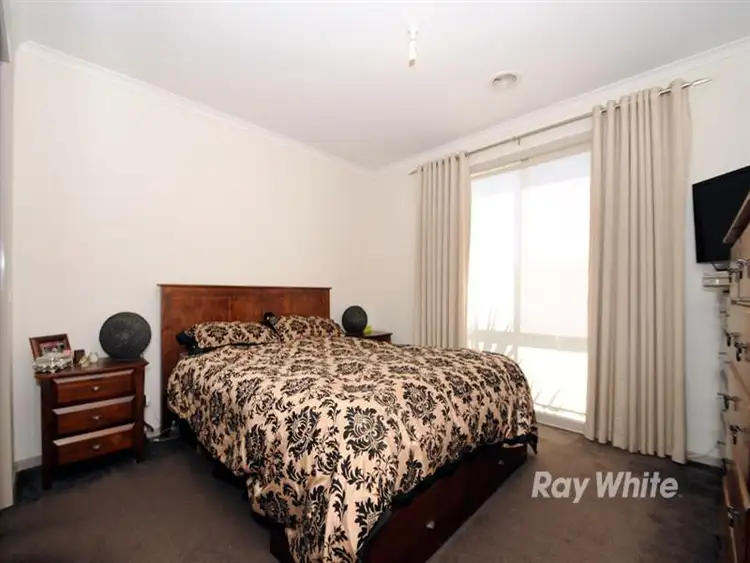 Sixth view of Homely house listing, 11 Baltic Way, Cranbourne West VIC