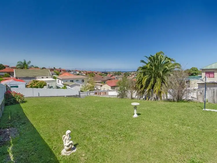 Sixth view of Homely house listing, 27 Lake Heights Rd, Lake Heights NSW