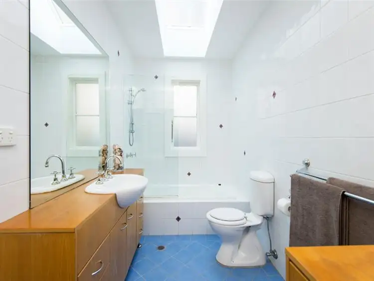 Sixth view of Homely house listing, 32 Penshurst St, Willoughby NSW