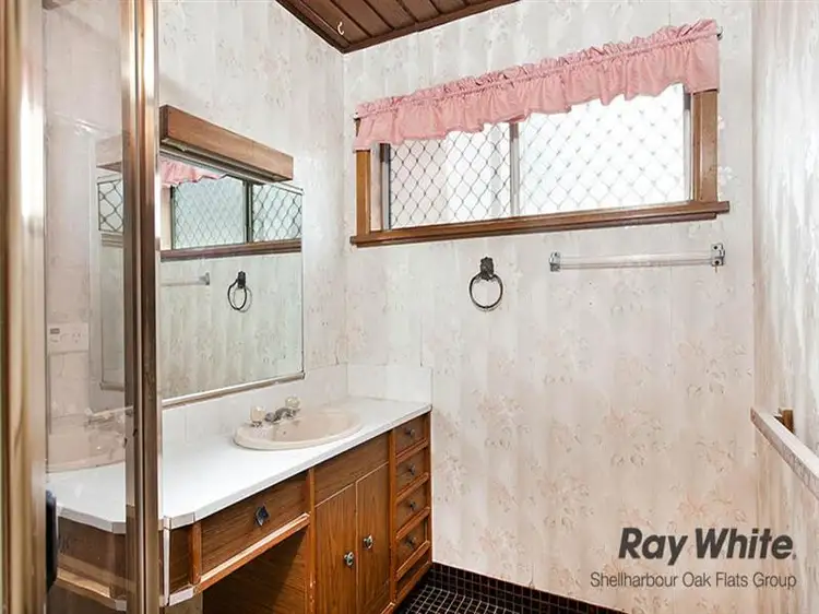 Seventh view of Homely house listing, 4 Eastern Ave, Shellharbour NSW