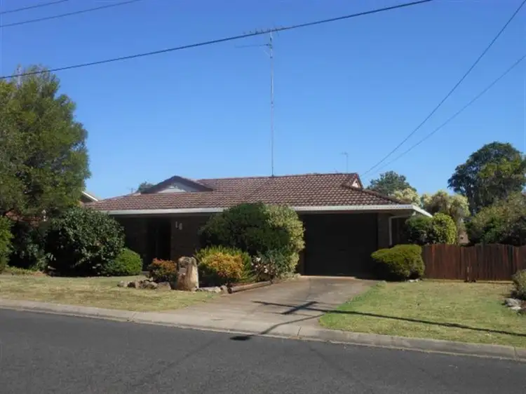 16 Redwood St, Newtown QLD