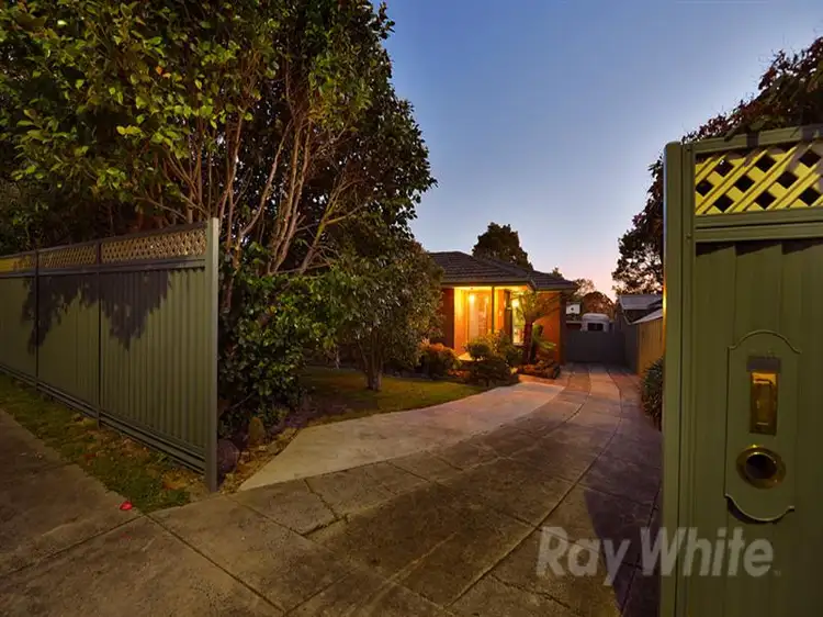 6 Piper Rd, Ferntree Gully VIC