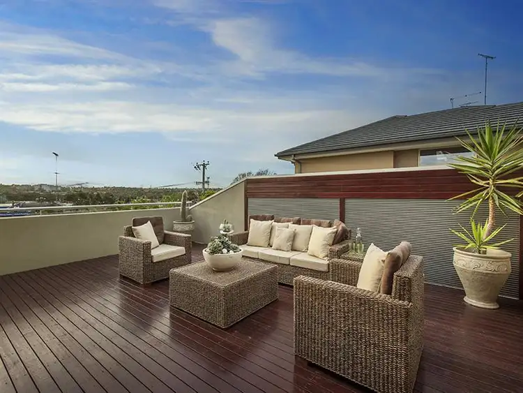 Sixth view of Homely house listing, 2 Robert St, Bulleen VIC