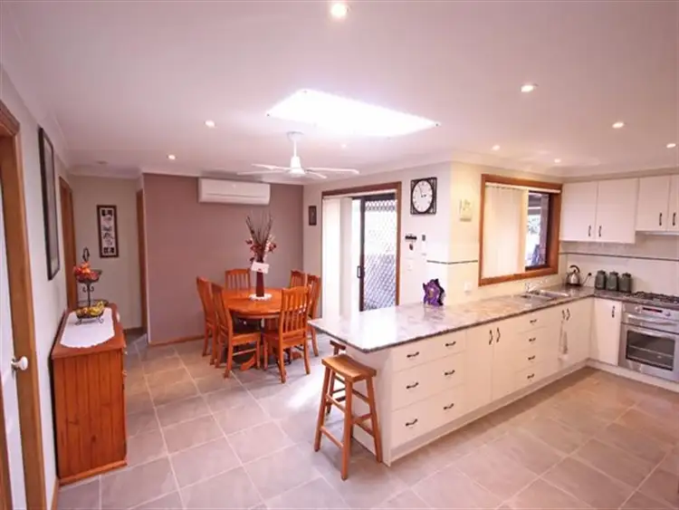 Sixth view of Homely house listing, 28 Diamontina Pl, Kearns NSW
