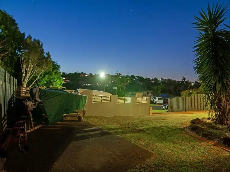 Fifth view of Homely house listing, 2/10 Rosslea Ct, Banora Point NSW