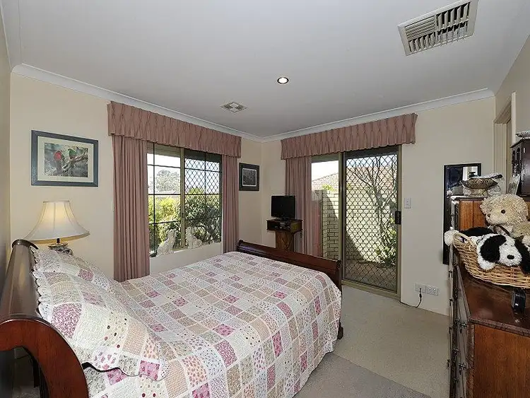 Seventh view of Homely unit listing, 2 /49 DAVEY St, Mandurah WA